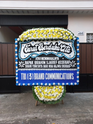 Papan Bunga Duka di Balbar